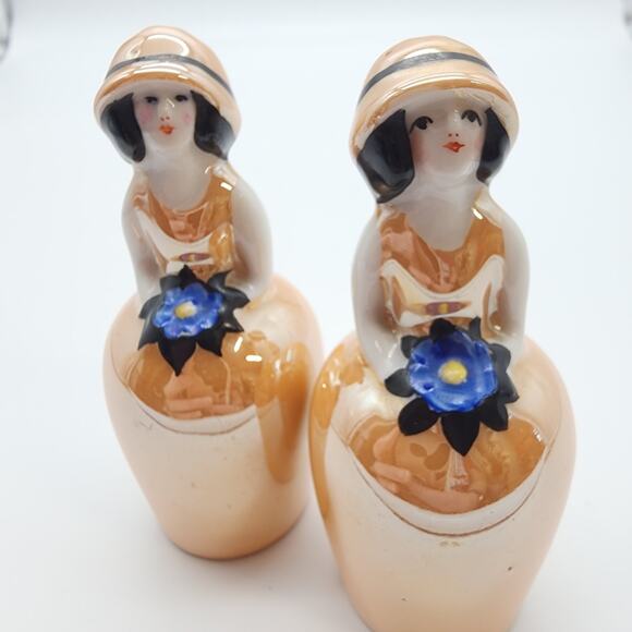 Noritake Figural Art Deco Flapper Lady Salt & Pepper Shakers Japan Lusterware - Picture 1 of 8